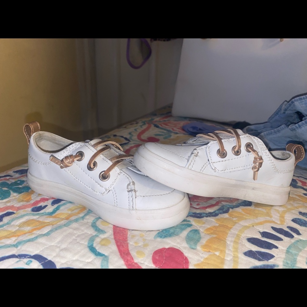 Speedy kids shoes